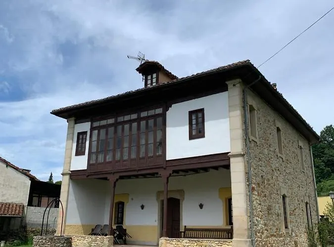 La Sombra De Don Pelayo *